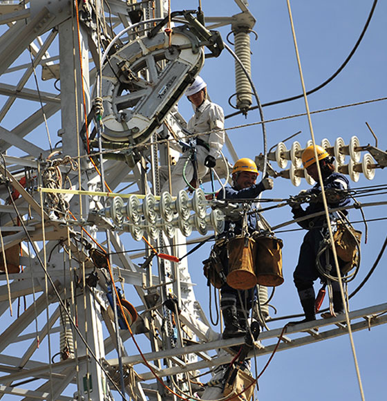 架空送電線建設工事